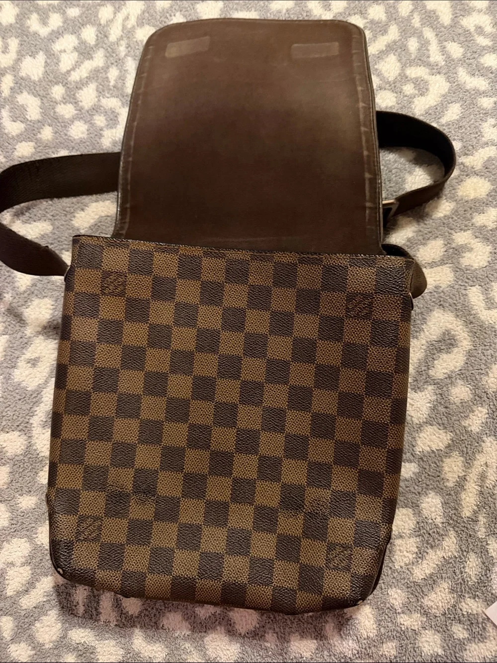 Louis Vuitton Brown Damier Ebene Canvas Messenger Bag